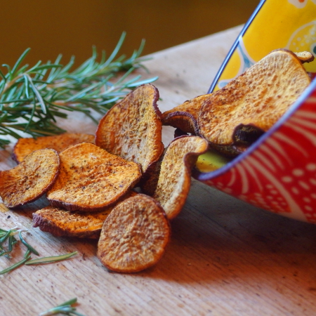 How to Make {Spicy} Baked Sweet Potato Chips