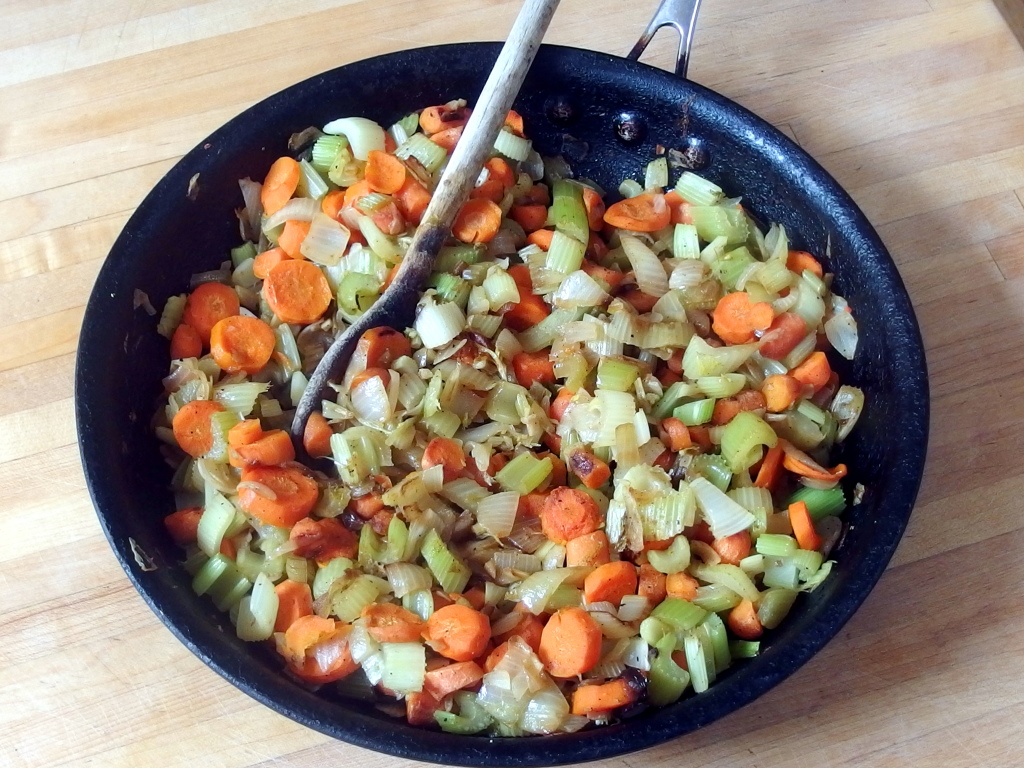 Mom's Lentil Soup | danicalforniacooks.com