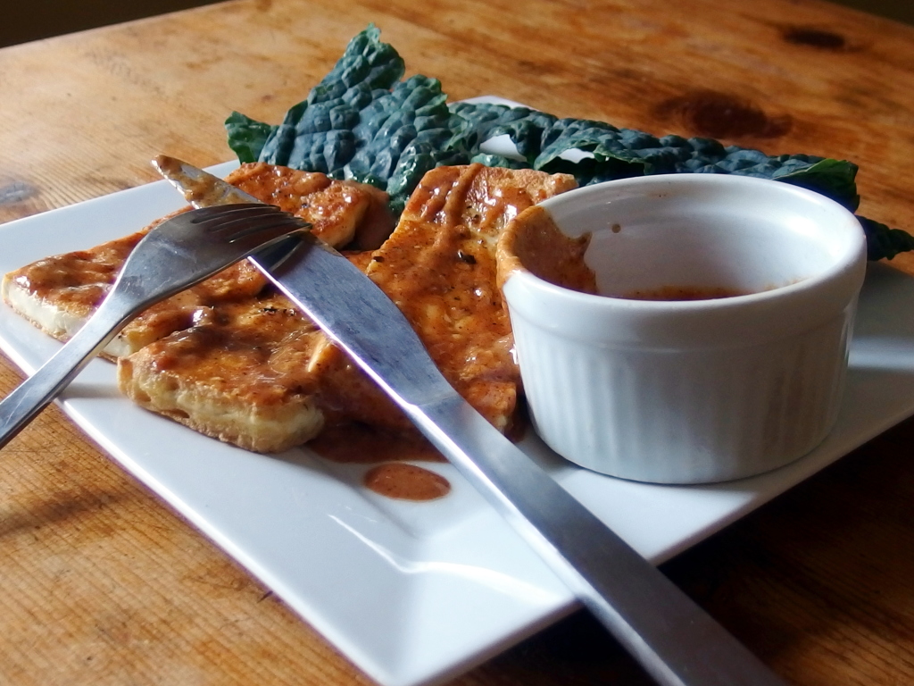 Spicy Ginger Almond Butter Sauce with Tofu | danicaliforniacooks.com
