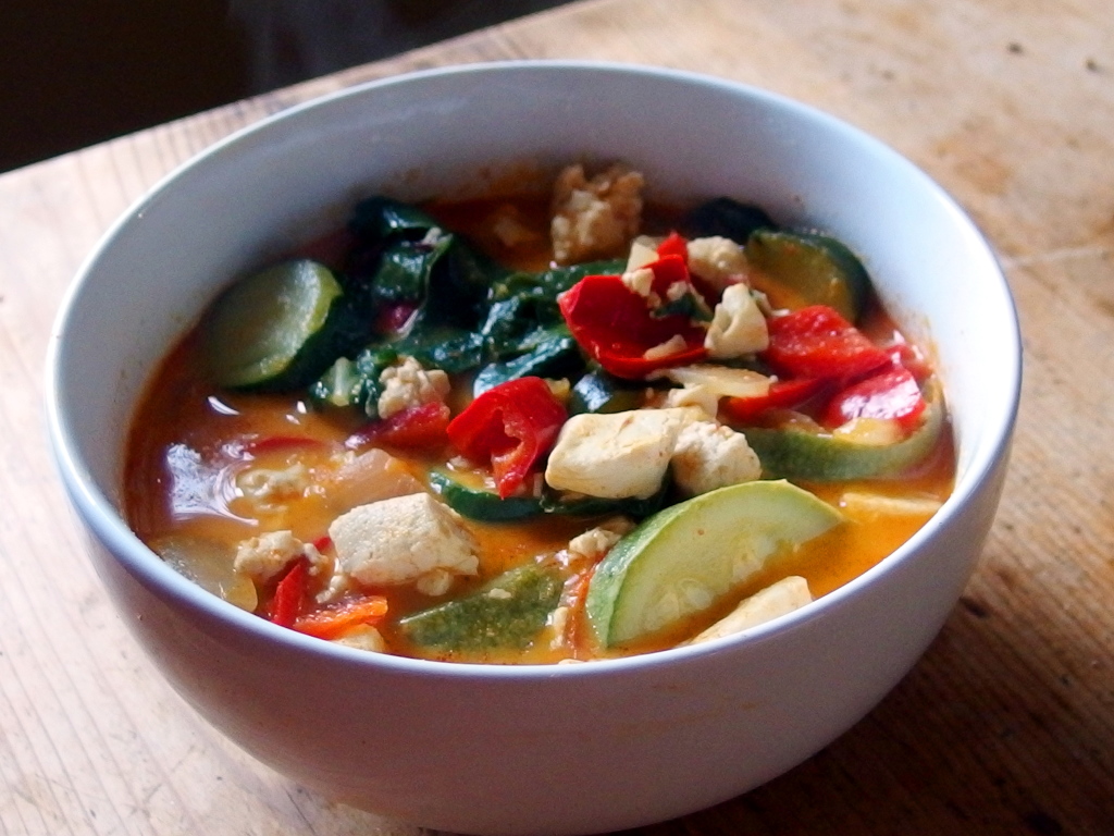 Thai Red Curry | danicaliforniacooks.com