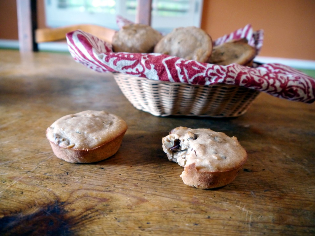 Multigrain Walnut and Date Muffins | danicaliforniacooks.com