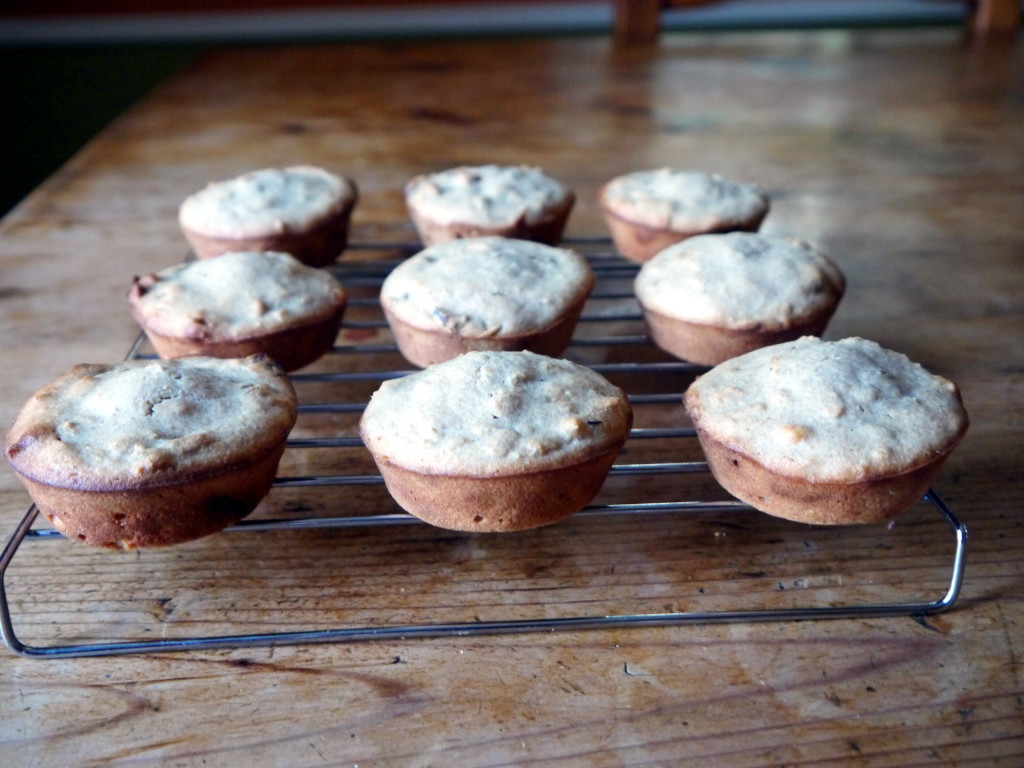 Multigrain Walnut and Date Muffins | danicaliforniacooks.com