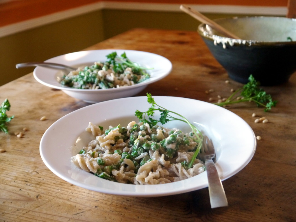 Creamy Vegan Spring Vegetable Pasta | danicaliforniacooks.com