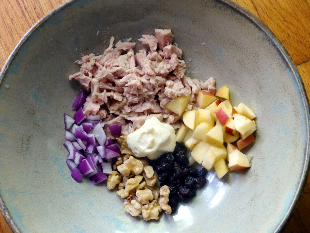 Tuna Salad with Apples, Walnuts, and Raisins | danicaliforniacooks.com