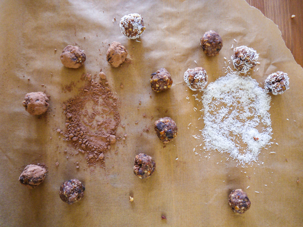 Trail Mix Truffles | danicaliforniacooks.com