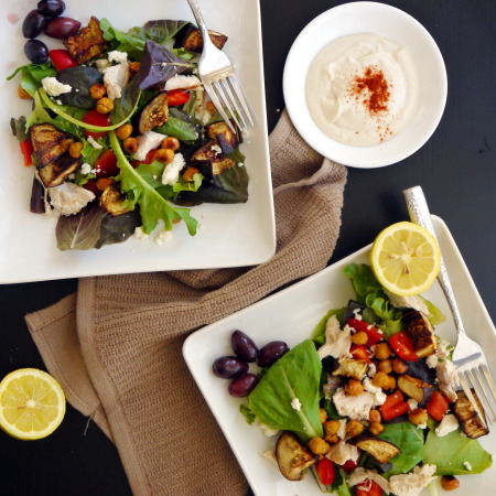 Mediterranean Salad with Crispy Chickpeas