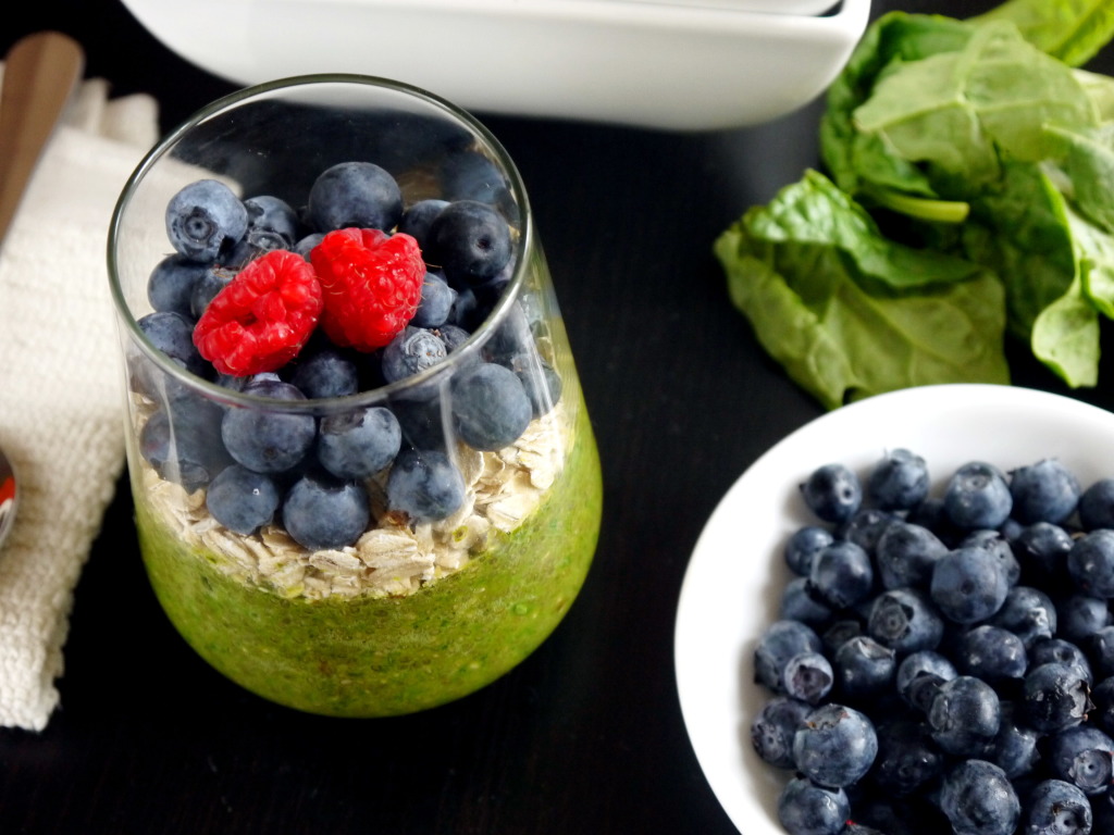 Green Chia Breakfast Pudding | danicaliforniacooks.com