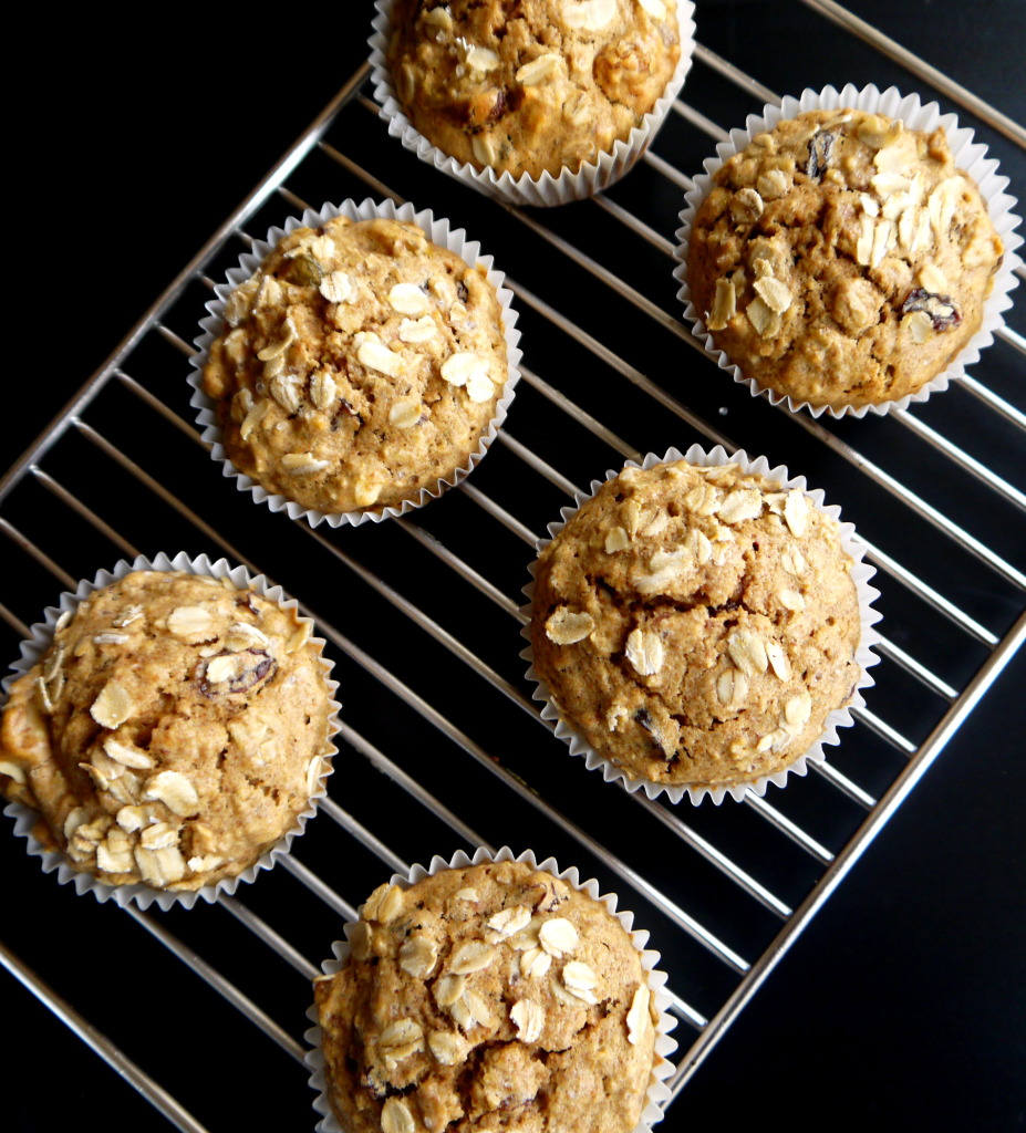 Oatmeal Raisin Cookie Muffins | danicaliforniacooks.com